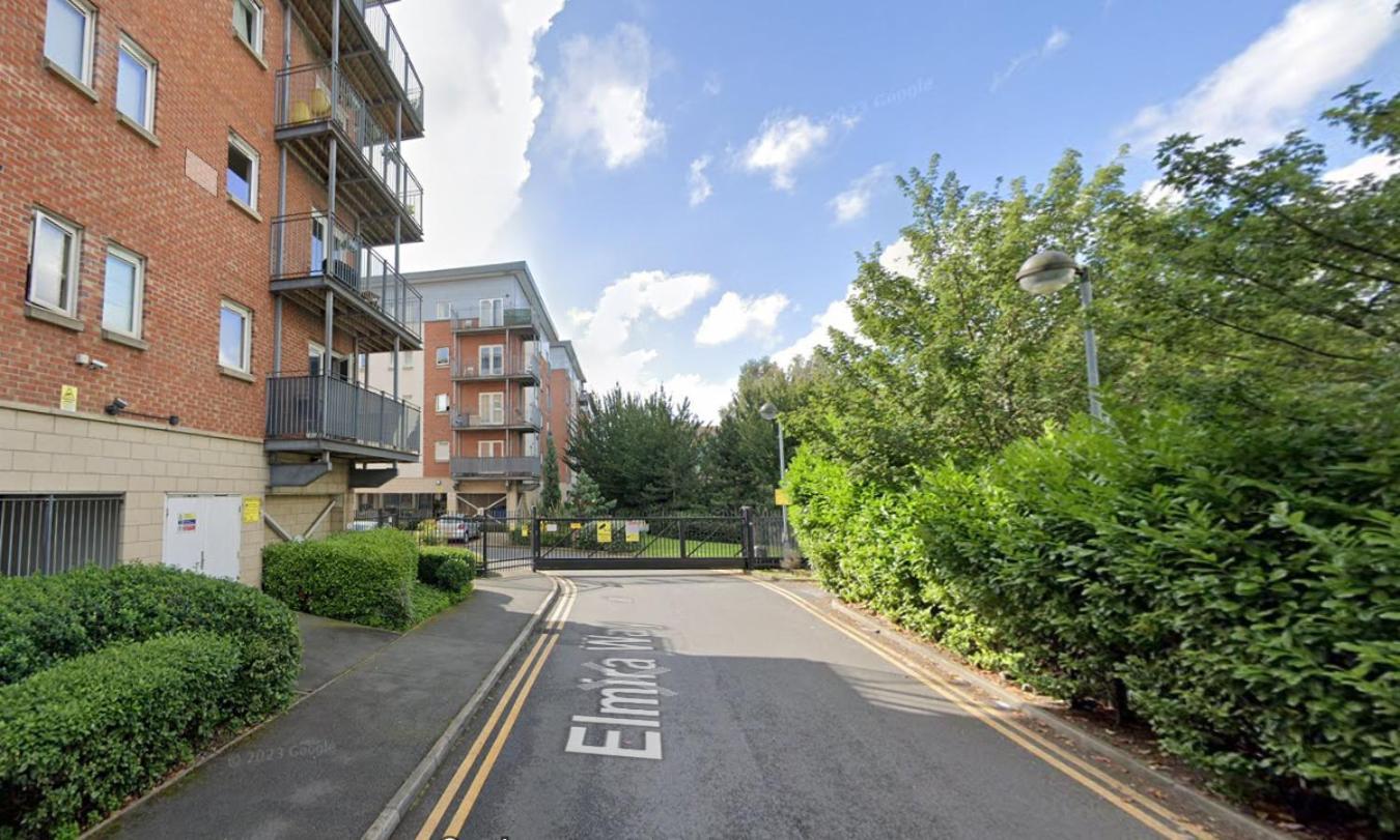 2 Bed Ensuite With Balcony And Free Onsite Secure Parking Manchester Zewnętrze zdjęcie